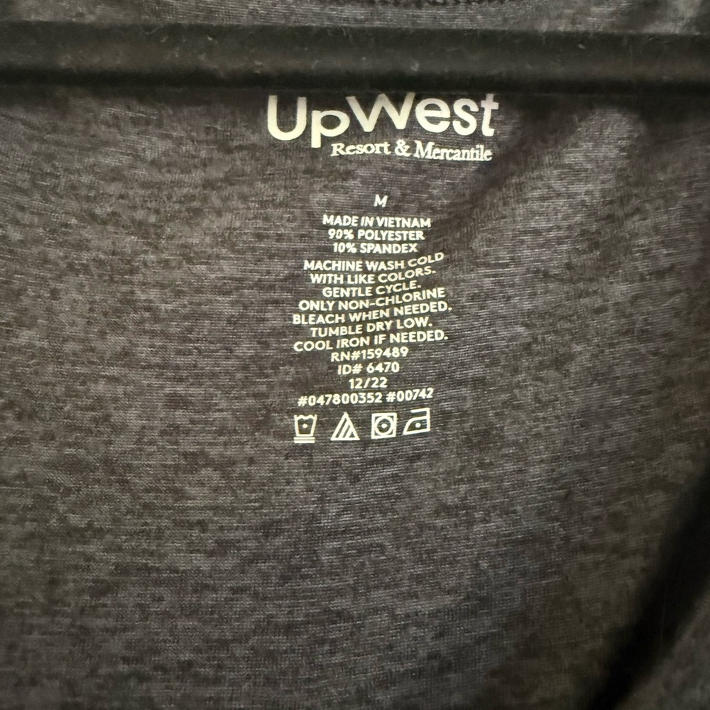 Up West Women’s Sleeveless Gray Dress - Picture 3 of 3